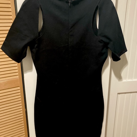 NWT black, body con style midi-dress w/keyholes - Picture 6 of 7